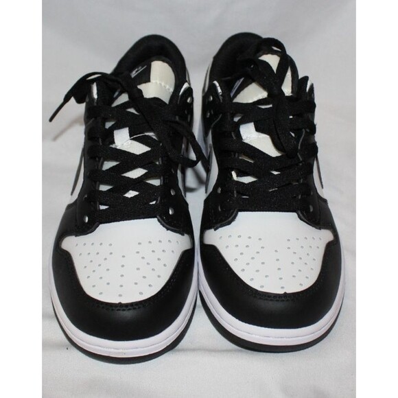 NIKE WOMEN'S SB DUNK LOW PRO BLACK WHITE SNEAKERS NIB - Picture 4 of 7